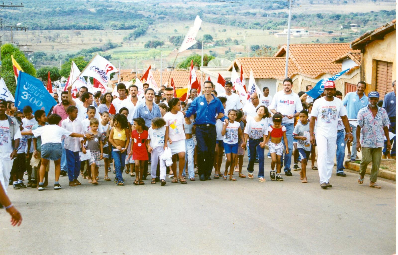 Uma vida dedicada à sociedade