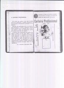 Carteira de trabalho com os registros profissionais, informações sobre salário e alterações professionais de Henrique dentro da CVRD.