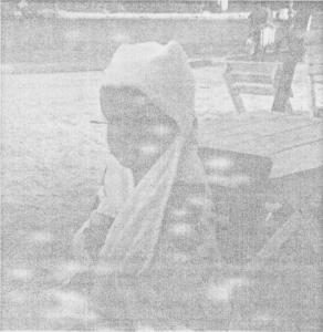 Na foto: Rafael Jubelini, filho de Arnaldo, aos quatro anos. Na ocasião, estavam na praia de Matadeira em Florianópolis. A família Jubelini foi passar as férias em Florianópolis. Rafael quase se afogou num laguinho, sendo salvo pelo pai. A foto foi tirada posteriormente ao incidente.