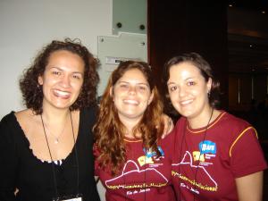Hotel Intercontinental durante a Convenção Nacional dos 50 anos do AFS. Na foto da esquerda para direita: Olga Leite, Fabiane e Samantha Gabriel.