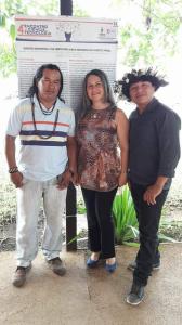 Adriano após uma palestra que havia dado ao lado de Gerson Cassupá e uma aluna de Direito Ambiental, na Faro, Faculdade de Rondônia, que foi extinta.