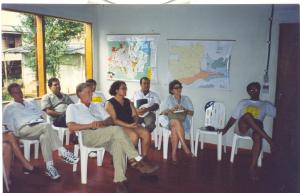 Bertha Becker e colegas no Instituto Socioambiental (ISA) no Amazonas.