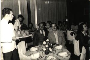 Jantar de recepção promovido pelo BNDES em sua tradicional festa de fim de ano na Associação Comercial. Segundo o entrevistado, foi um 