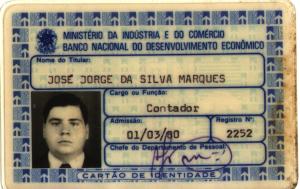 Carteira de identidade do Ministério da Indústria e do Comércio.
