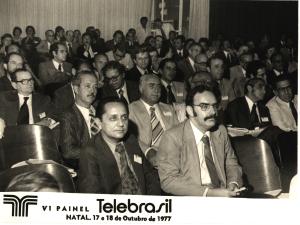 Com apenas dois anos na empresa, Israel foi delegado a representar o BNDES no VI Painel da Telebrasil. O banco colaborou com a expansão do sistema brasileiro de telecomunicações.