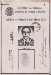 Segunda carteira de trabalho de Ivo Radesca, quem contém a continuação de sua trajetória profissional. Na página 54 pode ser constatada a alteração da razão social de Johnson & Johnson S. A. Indústria e Comércio para apenas Johnson & Johnson S. A.