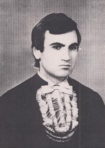 Retrato de Antonio em sua formatura do curso de Administração de Empresas.