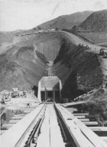 Estrada de ferro Vitória- Minas, obras de túnel