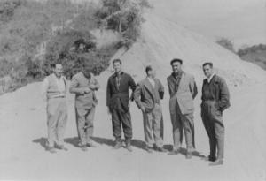 Grupo inspetor de obras.