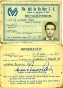 Carteira de identidade funcional de José de Almeida Melo quando trabalhava de auditor interno na Companhia Vale do Rio Doce.