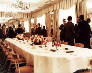 Mesa de Assinatura do Contrato de Empréstimo de 200 milhões para a Cia. Vale do Rio Doce.