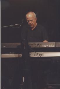 Célio Balona no show em comemoração dos 20 anos do canal Rede Minas.
