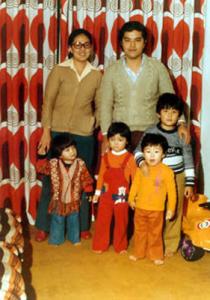 Sr Sato e Dra Mitie com os filhos e sobrinhos