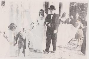 Cortejo do clube para a Sinagoga para a realização do casamento.