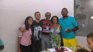 Com a família