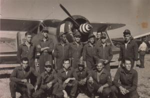 A turma no avião<br>Brasil / Minas Gerais / Lagoa Santa