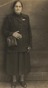 Jesuína da Silva, avó de Clarice Gomes Afonso, em foto feita em estúdio. Araraquara, SP, década de 50.