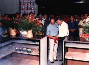 Inauguração da loja do tio de Ivo Dall´Acqua Jr., Sr. Olavo Bertoni