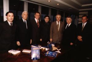 Rogério Gandra, Renato Ferrari, Ivo Dall´Acqua Júnior, Fernando Passos, Ives Gandra Martins, Abram Szajman e Antonio Carlos Barbosa do Amaral por ocasião da noite de autógrafos do livro 