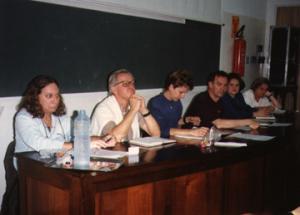 lIvo DallAcqua Júnior (4º da esq. p/ dir.) participa de reunião da Fundart em Araraquara.