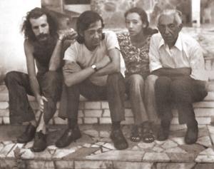 Iuri Popoff, Paulo Horta, Lena Horta e Prudente Melo reunidos na casa de Toninho.