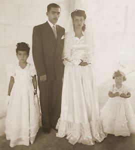 Casamento de Joel Fernandes de Oliveira e Ester Heloísa Antunes de Oliveira, pais de Murilo Antunes, quando criança acompanhava o pai que era fazendeiro e cozinhava para a tropa. Se casou com D. Ester  e juntos tiveram 5 filhos.