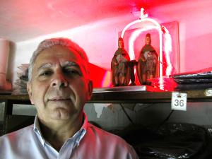 legenda: Retrato de Claudio Fadel