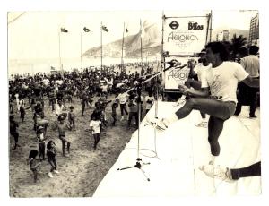 Campeonato de Aeróbica realizado na Praia de Ipanema.
