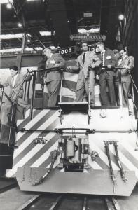 Lançamento da locomotiva de nº 1000, pela GEVISA - General Eletric Villares - Campinas. Presentes na foto: Governador Mario Covas, Presidente Rede Ferroviária Federal S.A. Isaac Popoutchi.