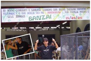 Comemoração do noivado no Metroclube Jabaquara. Aproveitou a saída para comemorar o noivado com os amigos do laboratório de manutenção.