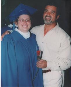 Foto com o marido Paulo na formatura de conclusão do curso técnico no Instituto Paula Souza, em Transporte Urbano sobre Trilhos