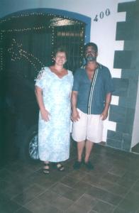 Em comemoração de 25 anos de casados, compraram uma casa na praia na realização de um sonho