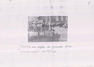 Um colega de trabalho de Udde Rimoli fez uma brincadeira com a história de seu terno, que foi queimado pelo ferro. Misturando fotos de revistas, o amigo fez uma montagem humorada sobre a saga do terno e sua restauração feita por Nego, irmão de Udde.