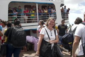 Viagem pelo Museu da Pessoa ruma a Óbidos. A mala presta está cheia de flashes para fotografar