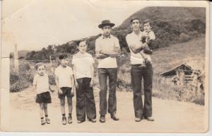 Irmãos<br>Brasil / Minas Gerais / Nova Resende