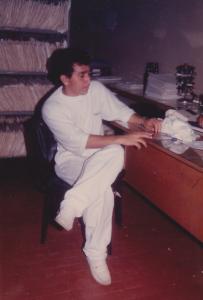 Trabalhando no hospital sanatório, foi seu primeiro emprego como auxiliar de enfermagem. Comentou que na época, era raro as pessoas contratarem técnicos em enfermagem pelo custo ser maior e costumavam contratar auxiliares.