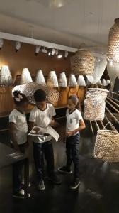 Aprendendo um pouco mais: visita à exposição de instrumentos de pescaria (Centro Cultural da Vale)