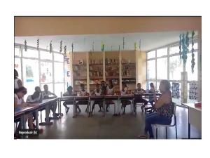 Registro do momento da entrevista realizada pelos alunos da turma 402