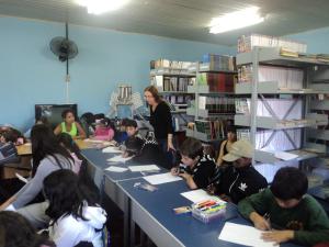 personagem: ALUNOS E PROFESSORA<br>historia: MOMENTO DA ENTREVISTA<br>