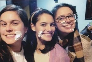 Beth, a feia? Quem?
