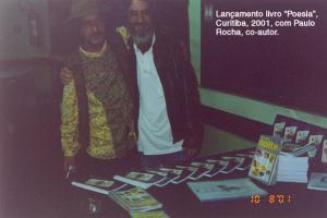 personagem: Carlos Barros e Paulo Rocha<br>historia: Foto tirada durante o lançamento do livro POESIA, com Paulo Rocha, co-autor do livro, no Bar Bife Sujo, Rua Saldanha Marinho, Curitiba-PR, na noite de 08 de outubro de 2001.<br>