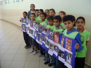 personagem: Alunos da EM Profª Inês Rodrigues Cesarotti<br>historia: Autorretrato feito pelos alunos da EM Profª Inês Rodrigues Cesarotti.<br>