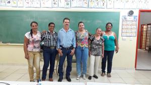 Depoente Ivan Diniz Lopes com alunos das sala avançada na EJA Agrovila Central