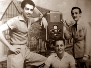 Sérgio Reis (E), Nelson Vaccari e Valmor Bergesch, diretores da TV Piratini em 1959