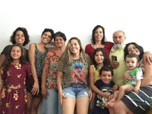 Larissa, Fabiana, Jaqueline, Lucia, Isadora, Fatima, Laura, Arthur, José, Theo e Aline