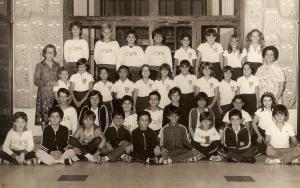 Marcio e sua turma de colegas e amigos na quarta série do Colégio Rio Branco, em 1980. Marcio é o primeiro à esquerda na fileira de cima e, ao seu lado, está seu amigo Bernardo (já falecido).