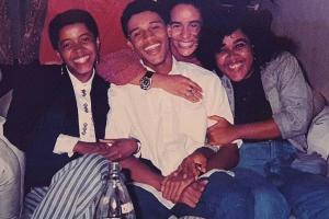 Alexon e as amigas de infância e juventude que conheceu na igreja, em diferentes momentos da vida. Sempre tiveram uma relação como se fossem irmãos de diferentes mães. A casa dos pais de Alexon era o ponto de encontro da turma e a comida sempre era um dos grandes atrativos.