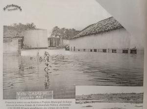 Foto tirada no lugar onde era a casa da família de Marilda e que tragicamente foi atingida pela enchente, no bairro Bate-Pau, em Rafard. Foto da Revista Rafardeando. Na foto está escrito: “Primeira e única vez na história o Prefeito Municipal Archanjo Honora declarou Estado de Calamidade Pública, destinando CR$30.000,00 para atendimentos das vítimas da enchente”.