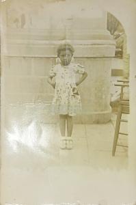 Esta é a única foto de infância de Dona Dide. Ela estava com aproximadamente 9 anos de idade.