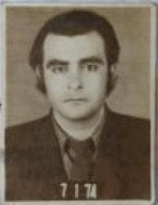 Foto 3x4 de Chucho por volta dos seus 27 anos.